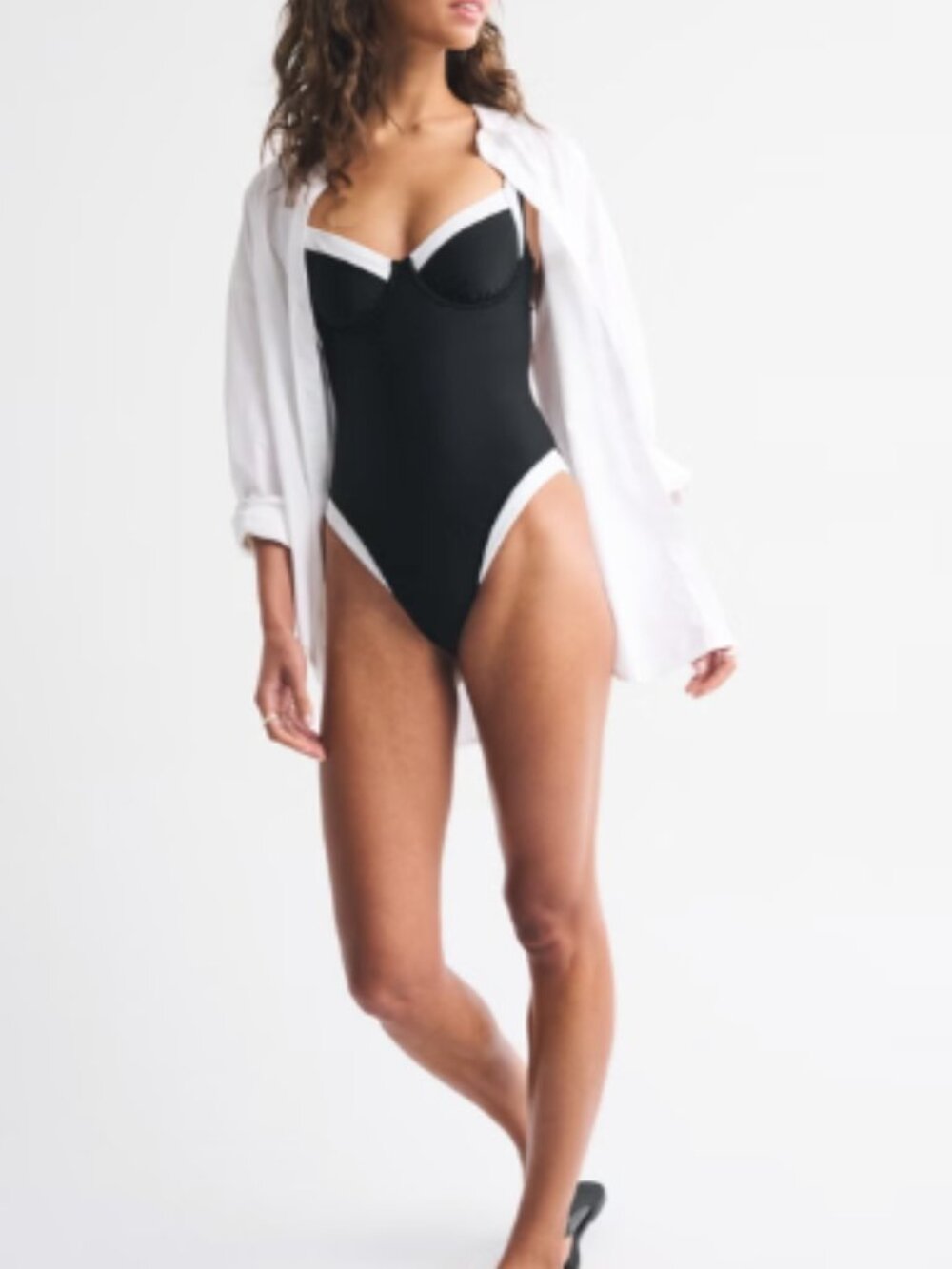 BRAND NEW! Abercrombie & Fitch Underwire One-Piece Swimsuit - Picture 3 of 3